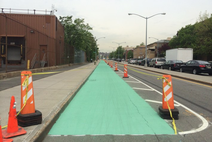 A missing link in the Brooklyn Waterfront Greenway is turning green. Photo: Frank Hebbert