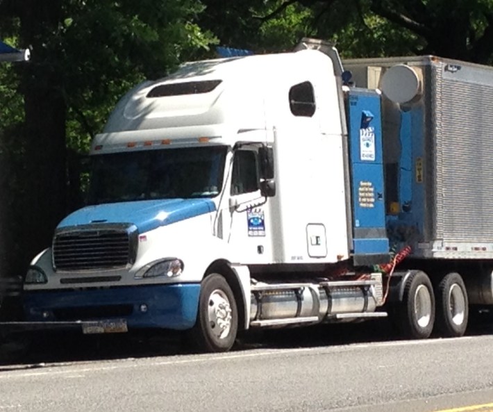 Unaddressed loopholes in a state law adopted in 2011 allow large trucks registered out of state to operate in NYC without crossover mirrors, which give drivers a view of pedestrians directly in front of them. Photo: Brad Aaron