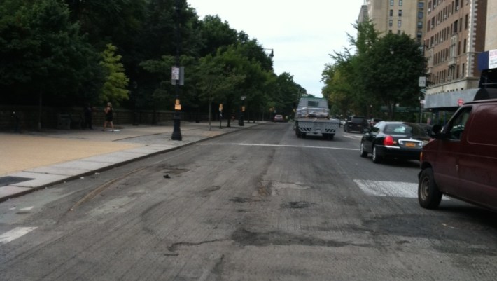 This is one of New York City's most famous protected bike lanes. Photo: @NoBikeLane/Twitter