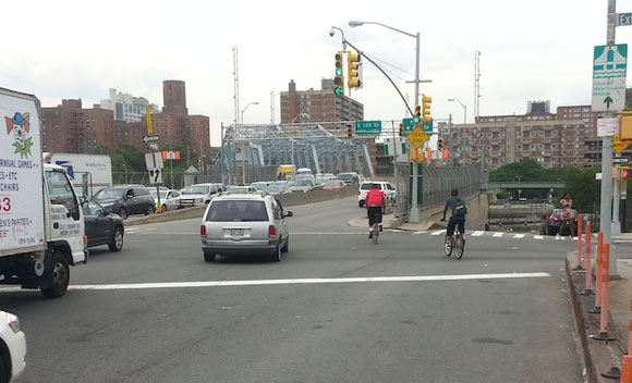 The East 138th Street approach to the Madison Avenue Bridge before DOT put in pedestrian and bike improvements.Photo: Stephen Miller
