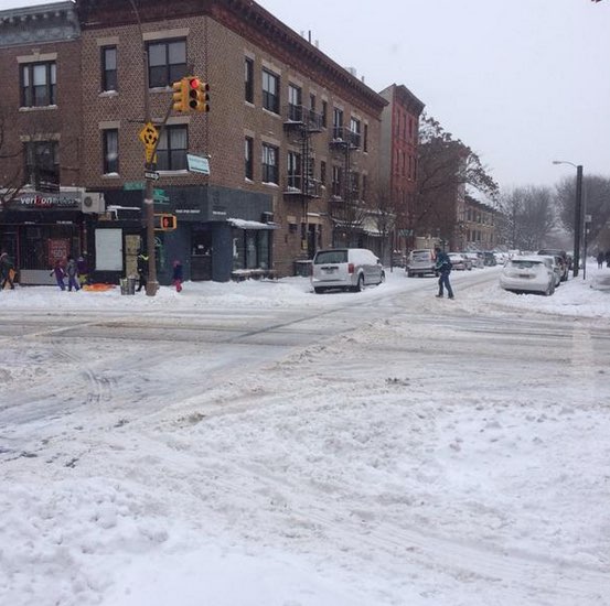 Prospect Park West and 16th Street, Brooklyn. Photo: @dnielsonmoore