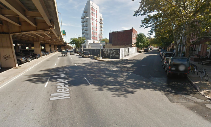 The intersection with Skillman Avenue is just one of many unsafe crossing along Meeker Avenue in Williamsburg/Greenpoint. Image: Google Maps