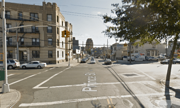 Prince Street and 35th Avenue in Flushing, where a pedestrian was struck and killed by a driver who police say failed to yield. Image: Google Maps