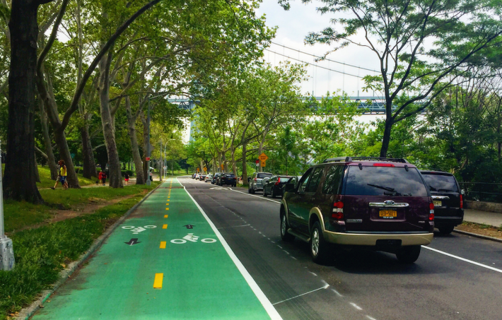 The new Shore Boulevard bike lane will soon have flexible bollards separating it from car traffic. Photo: David Meyer