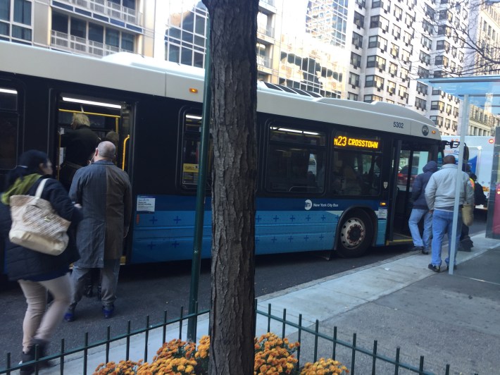 Off-board fare enables faster boarding on the city's Select Bus Service lines. Photo: David Meyer