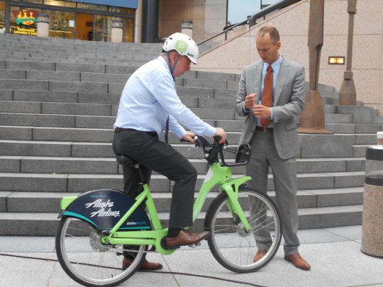 Ed Murray test out a Pronto bike.