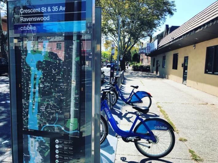 A newly-installed Citi Bike station at Crescent Street and 35th Avenue. Photo: Helen Ho