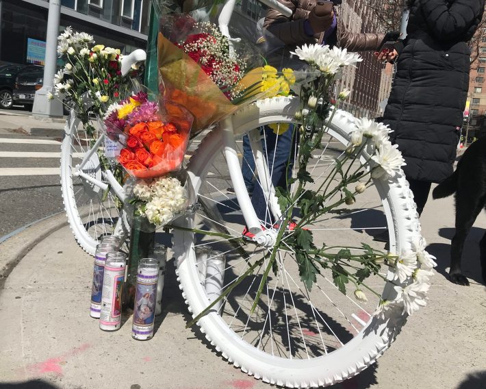 The ghost bike for Robert Spencer was installed on last month in Long Island City. Photo: Gersh Kuntzman