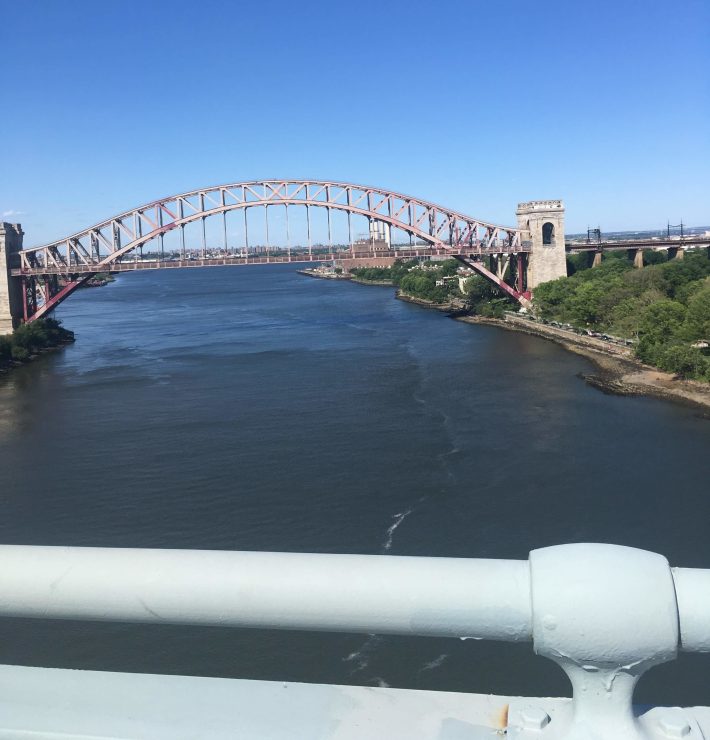 The view from the Triboro, looking at Hell Gate Bridge over the East River. Photo: Steve Scofield