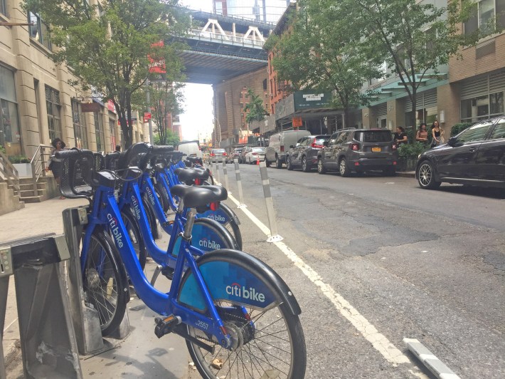 Citi Bike in DUMBO. A New York Times columnist complained that the bike-share service does not provide helmets. Photo: Gersh Kuntzman