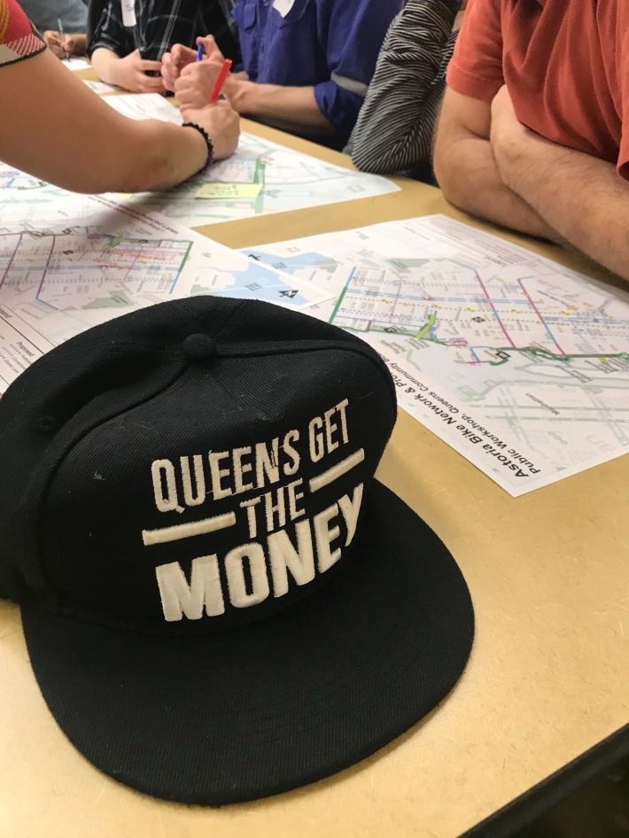 Queens-Astoria-bike-lane