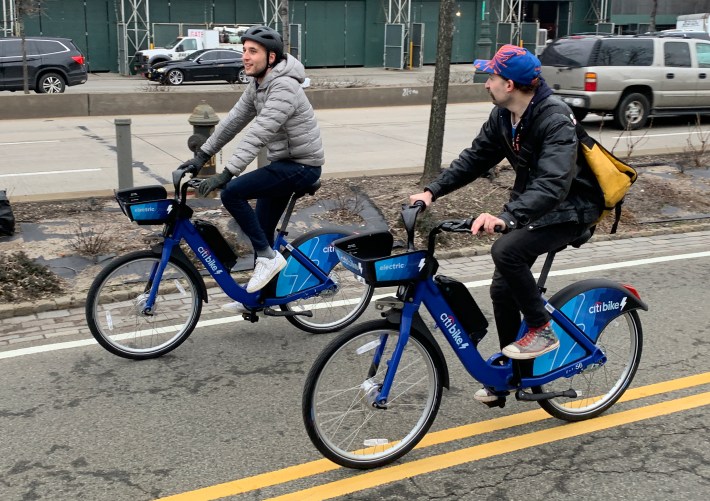 Looking good: Streetsblog reporter Dave Colon aboard Citi Bike's next generation pedal-assist e-bike. Photo: Gersh Kuntzman