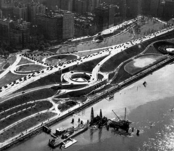 An aerial shot of the Riverside Park Rotunda, taken over the Hudson in 1937, shows Robert Moses's monumental ambitions. Photo: DOT, Parks