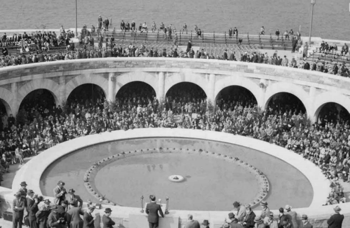The Riverside Park Rotunda's opening ceremony in 1937 — a Robert Moses spectacle. Photo: DOT, Parks
