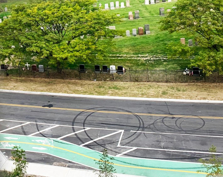 The view below the Kosciuszko Bridge bike path shows what we call car crop circles, the telltale sign of drag racing. Photo: Gersh Kuntzman