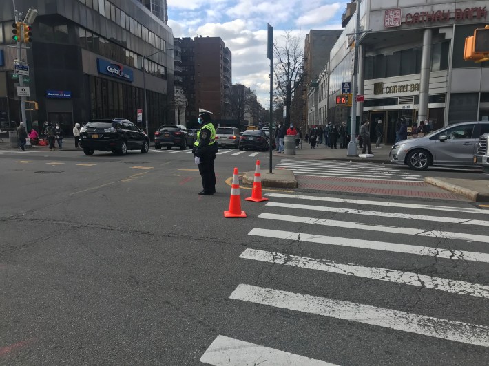 A traffic agent put these cones down on Main Street and Sanford Avenue to stop drivers from going down Main Street: Photo: Julianne Cuba