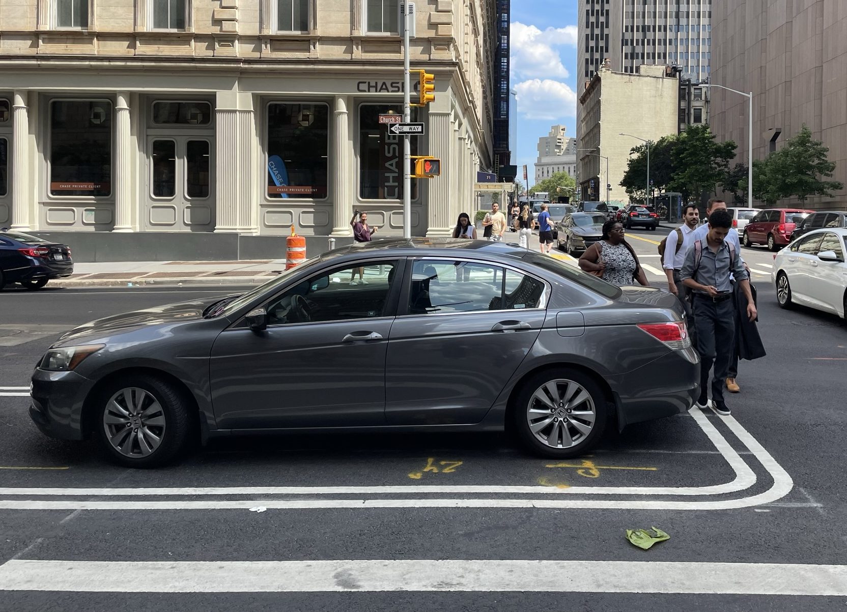 Car w/NYSCO placard blocking crossing.jpeg 2