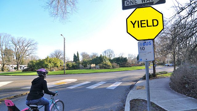 OPINION: It's Past Time for New York to Legalize 'Stop as Yield' for Cyclists - Streetsblog New York City