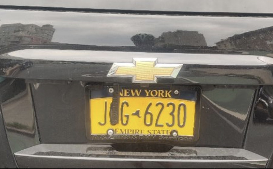 Cops call it criminal mischief to un-deface this scofflaw's plate. File photo: Adam White