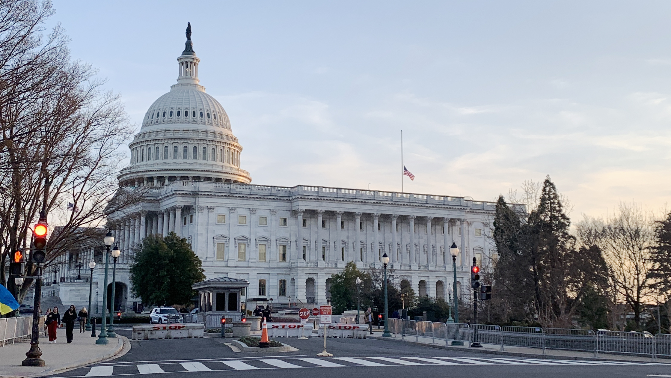 Thursday's Headlines: Sunset on the Capitol Edition - Streetsblog New York City