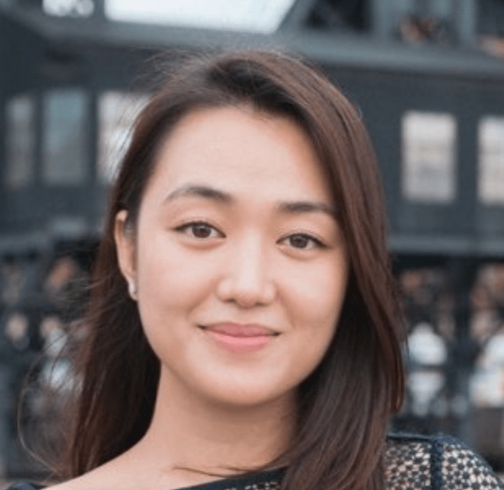 Headshot of Julie Won