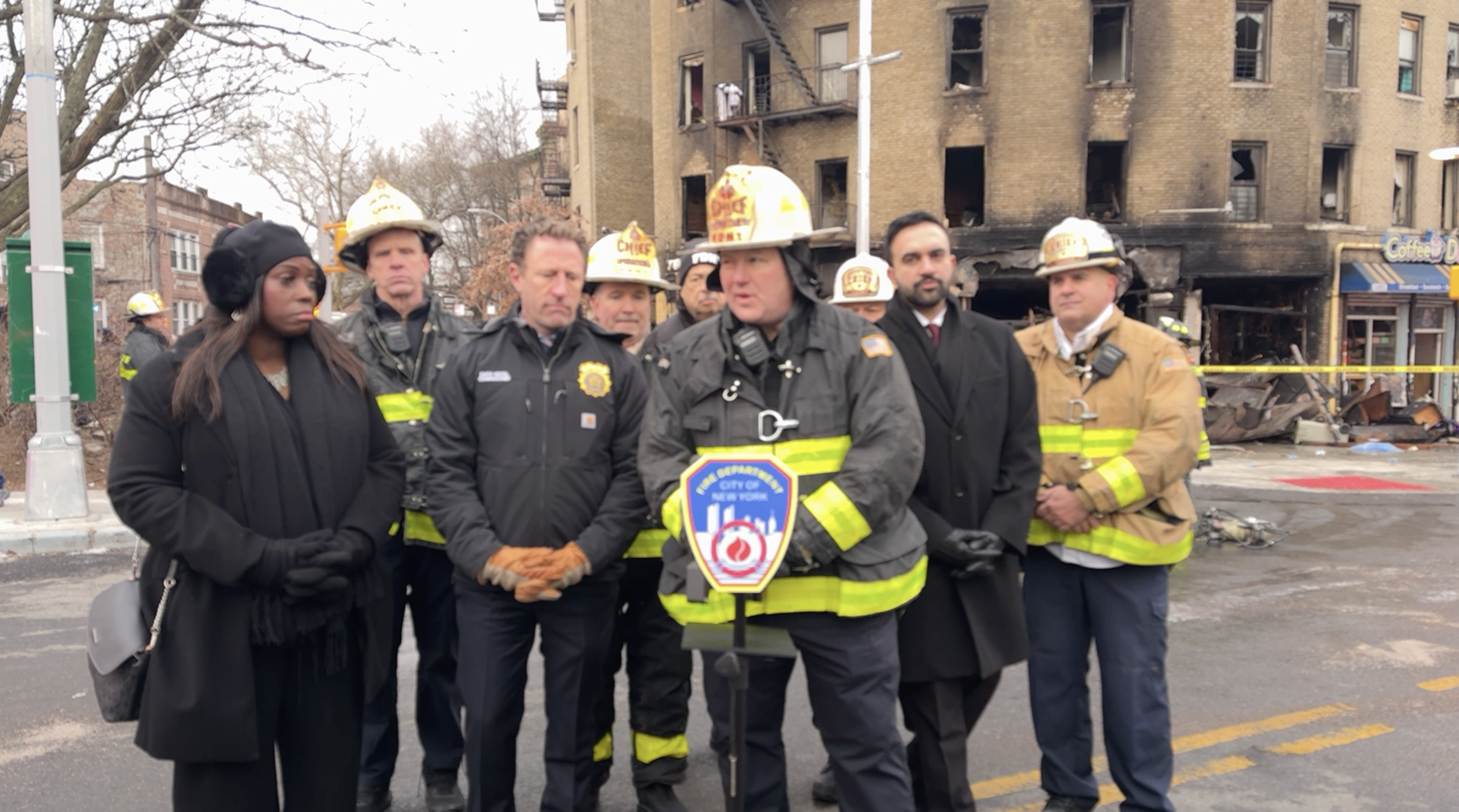 Illegally Parked Cars Delayed FDNY Response to Five-Alarm Fire - Streetsblog New York City